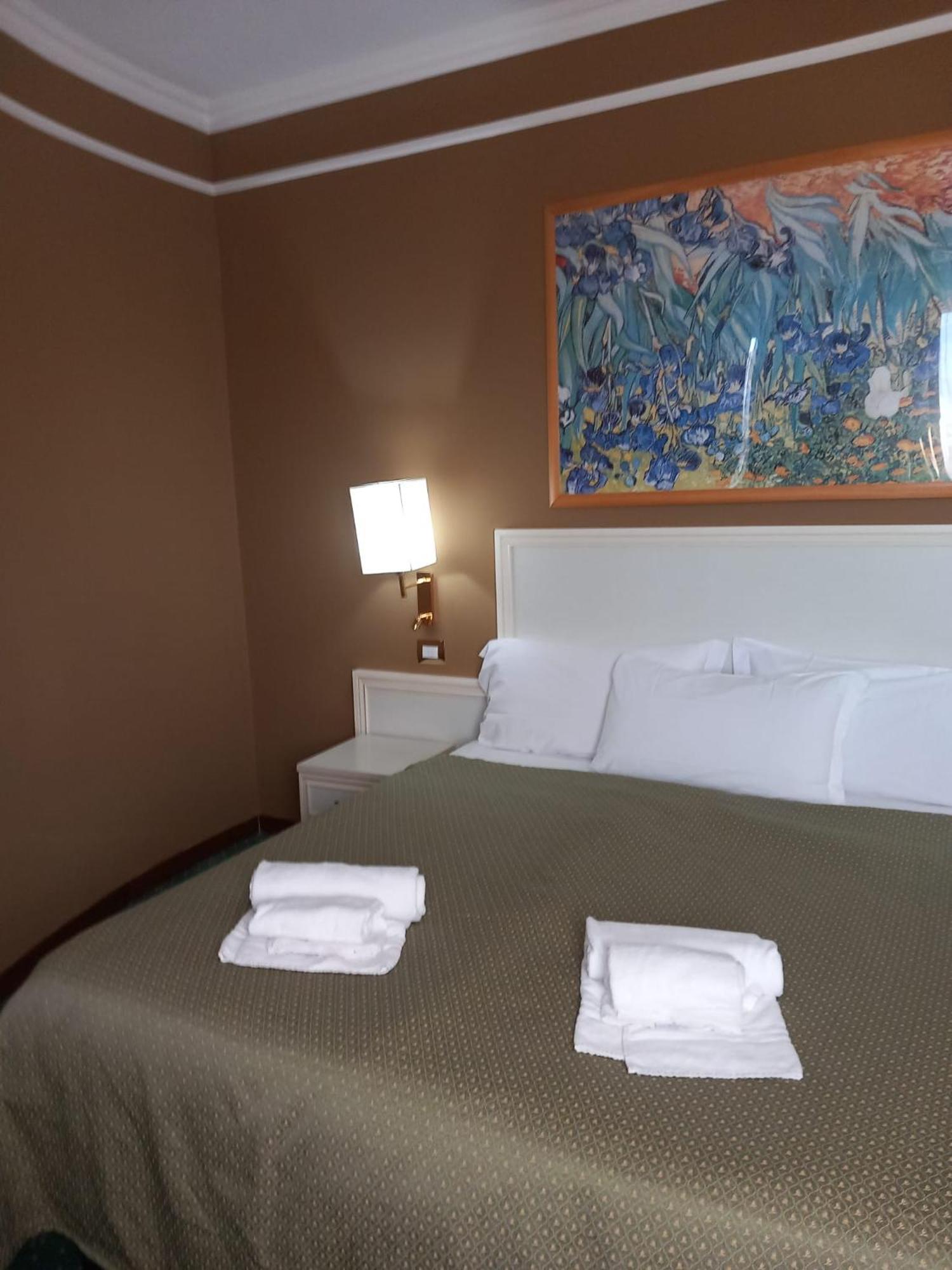 แชร์วารา พาร์ค โฮเต็ล Hotel โรม ภายนอก รูปภาพ