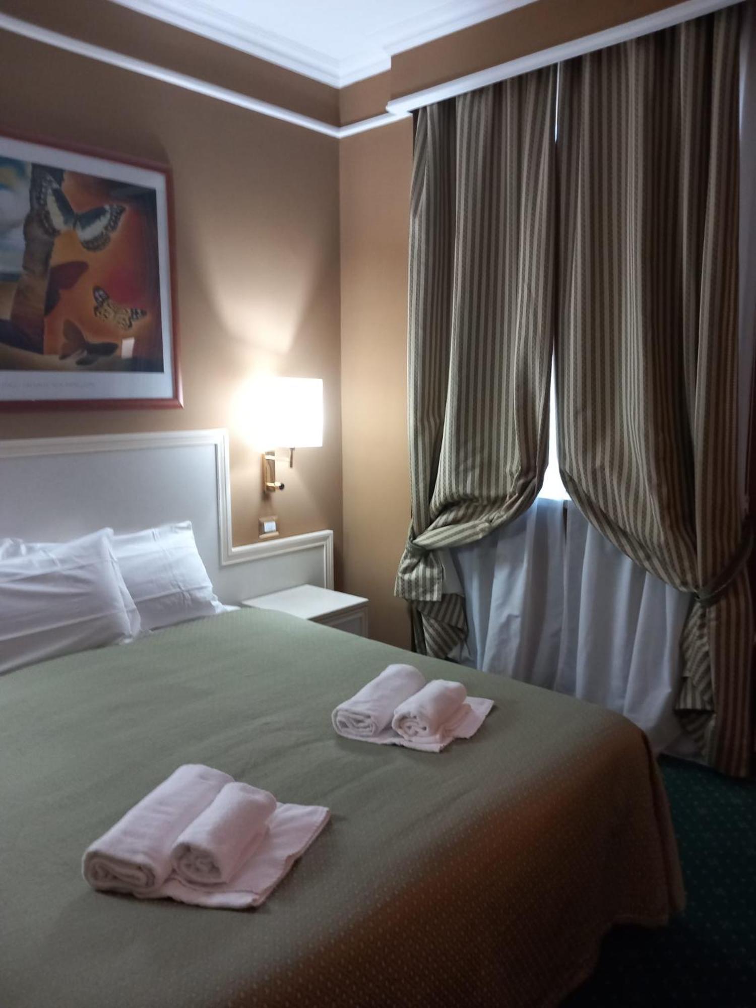 แชร์วารา พาร์ค โฮเต็ล Hotel โรม ภายนอก รูปภาพ