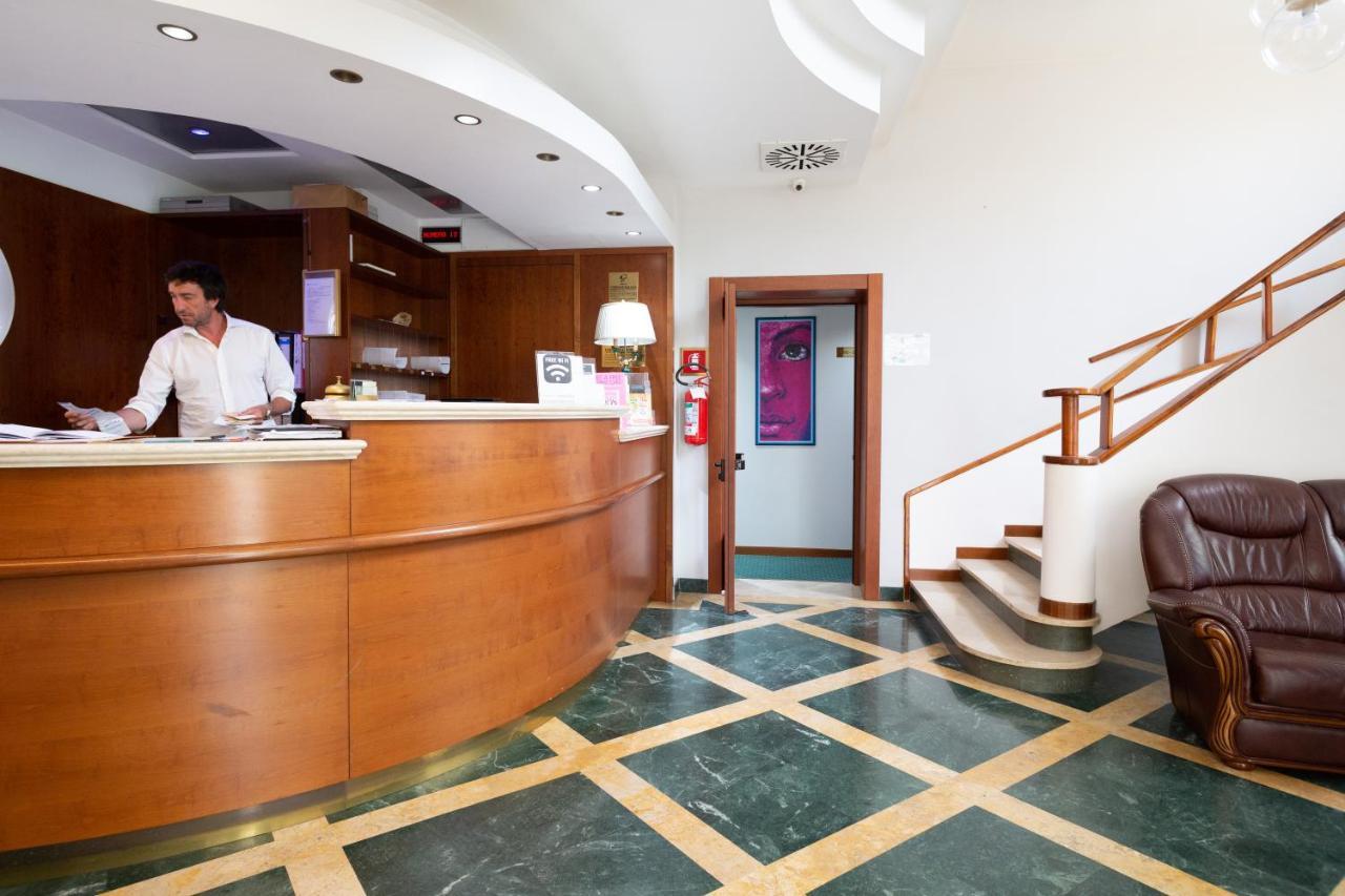 แชร์วารา พาร์ค โฮเต็ล Hotel โรม ภายนอก รูปภาพ